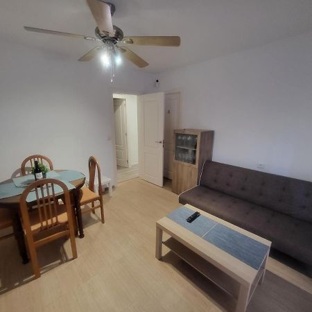 Habitaciones Con Bano Compartido En Bonito Apartamento En Badalona Exteriör bild